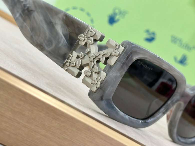 Picture of OFF White Sunglasses _SKUfw53544270fw